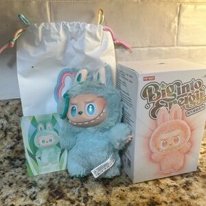 Pop Mart Authentic Big Into Energy - Serenity